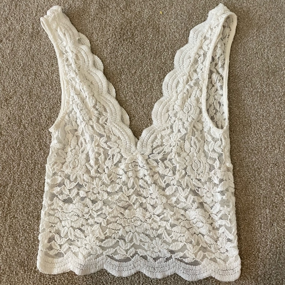 Zara Lace Scallop V-Neck Tank, Size S